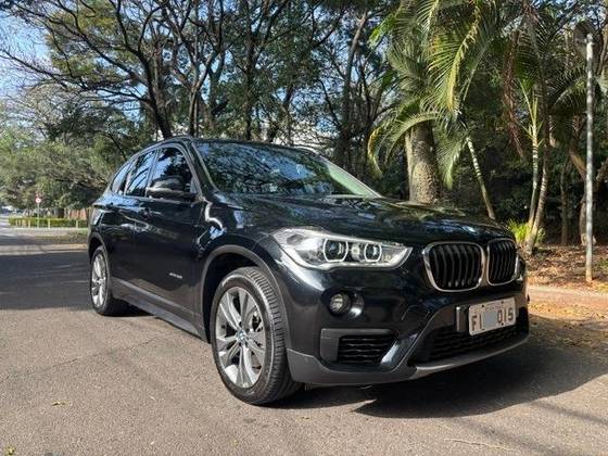 BMW X1 2.0 16V TURBO ACTIVEFLEX SDRIVE20I 4P AUTOMÁTICO BMW X1 2.0 16V TURBO ACTIVEFLEX SDRIVE20I 4P AUTOMÁTICO